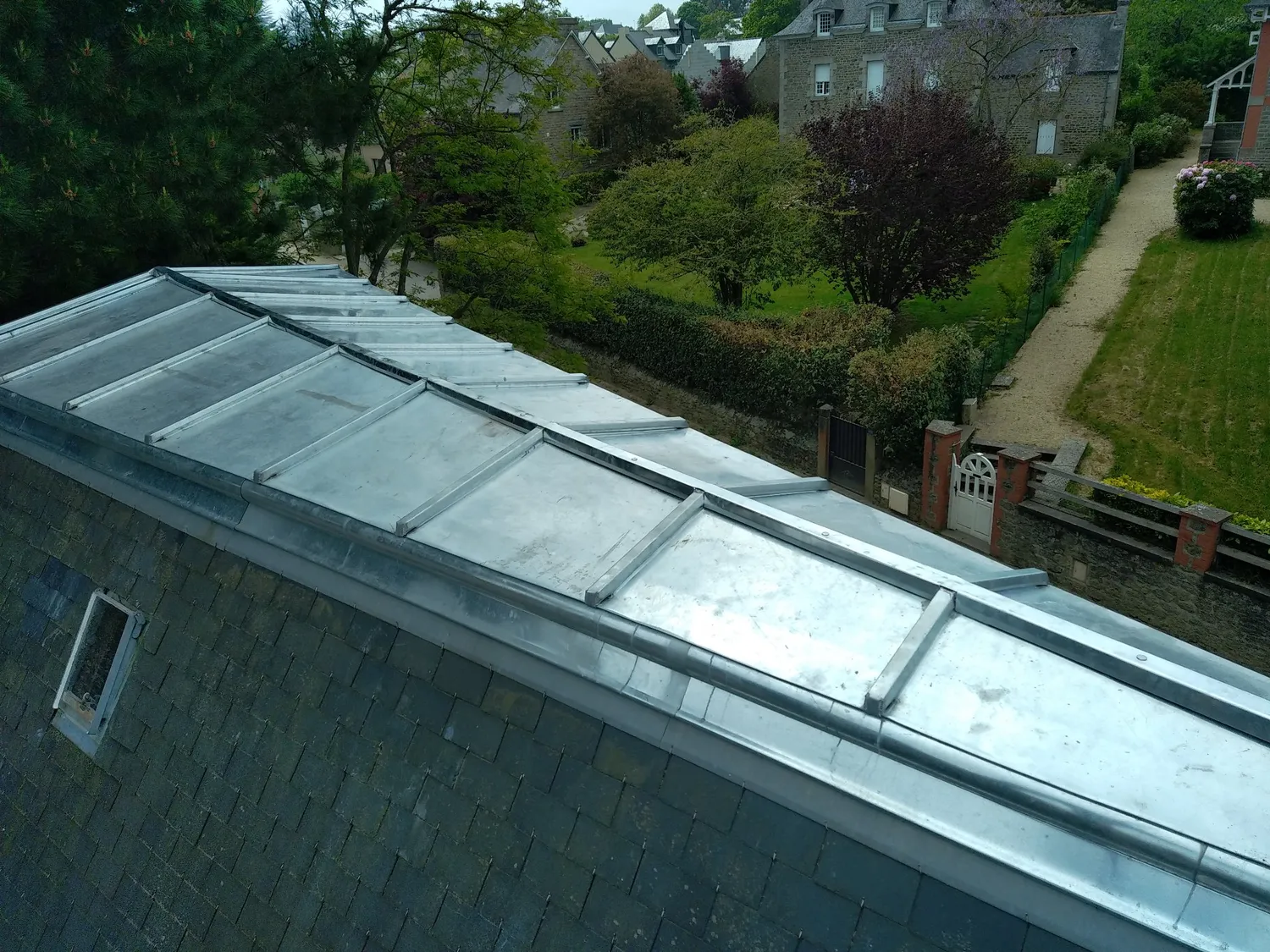 demoussage de toiture tinteniac